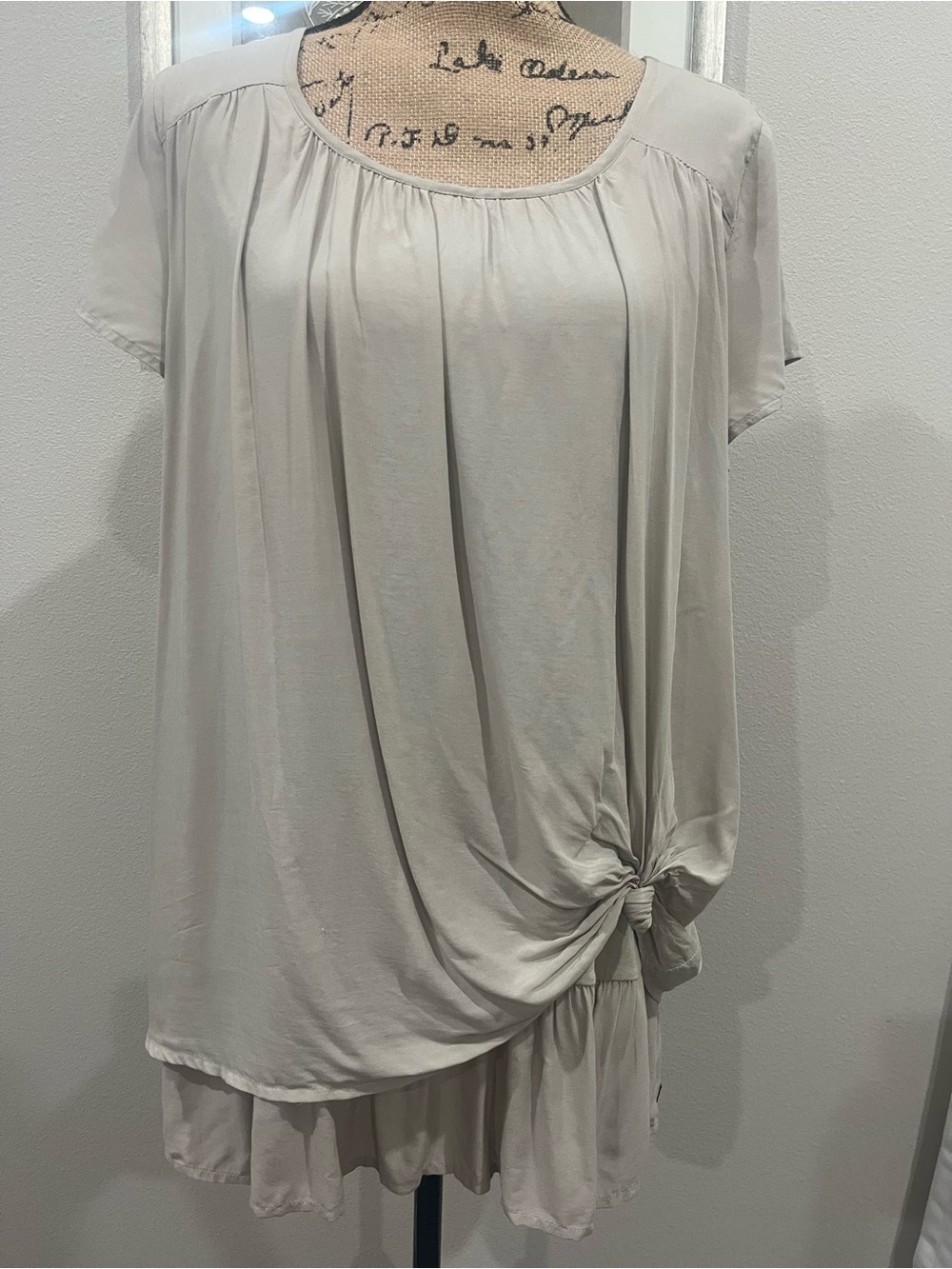 Matilda Jane Womens sz M Top Tan Layered Short Sleeve Scoop Neck